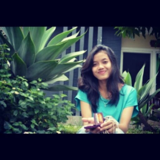 ig: meutiahanda||dulu pernah anggun
