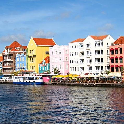 SOLSTRUCK is a unique, one of a kind vacation experience for the HBCU and Divine Nine crowd on the tropical island of Curacao, a Caribbean paradise.
