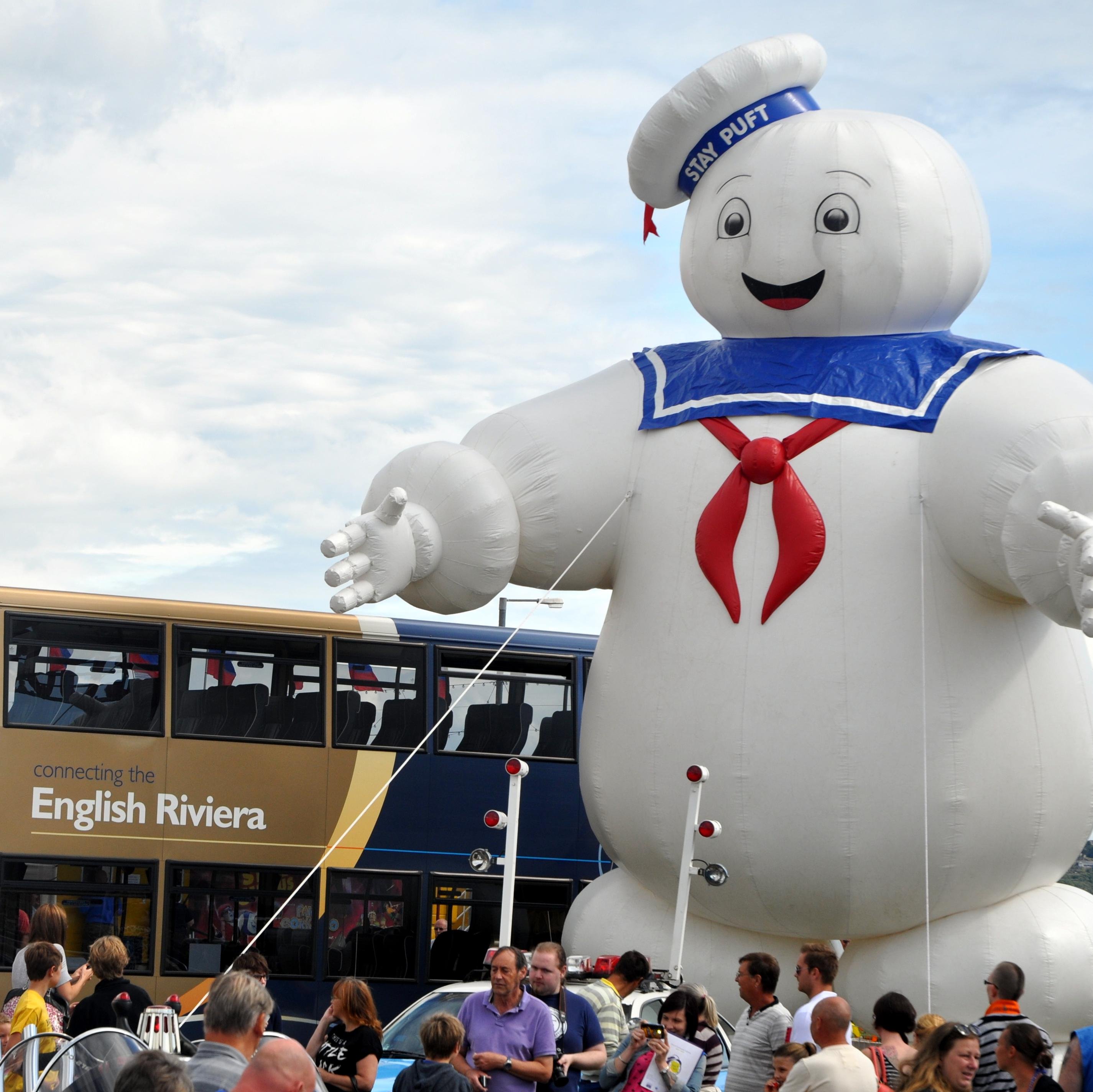 ChildrensWKTbay's profile picture. Children's Week Torbay has been running since 1946 and is a BIG part of Paigntons Event Calender. Free Children's Entertainment right by the sea.