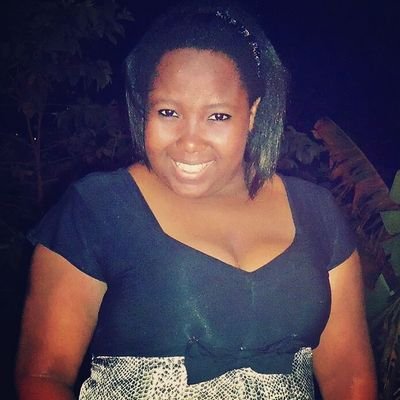 JulimarahJu's profile picture. Cada pedra lançada
Fortalece a minha fé
Não desisto, pois meu Deus
Não desistiu de mim... :*