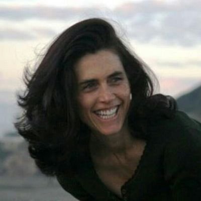 karenmkinney's profile picture. 