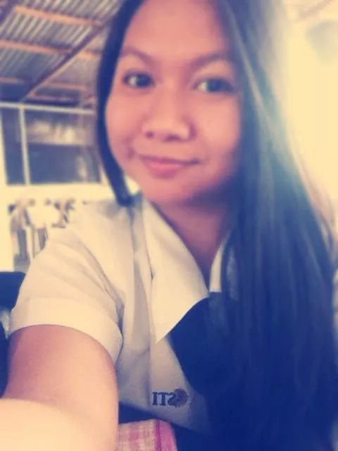 A BSIT student of STI College tarlac , 19Y/O , Better to do something than nothing