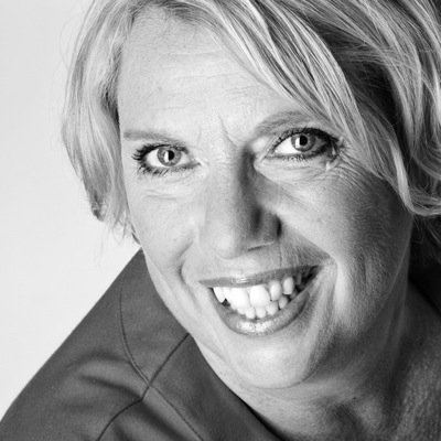 Personal Branding | Presentatie | Profilering | Ondernemer | Trainer @DigneConsult | Efficiënt werken | NLP | Zangeres | Leiden