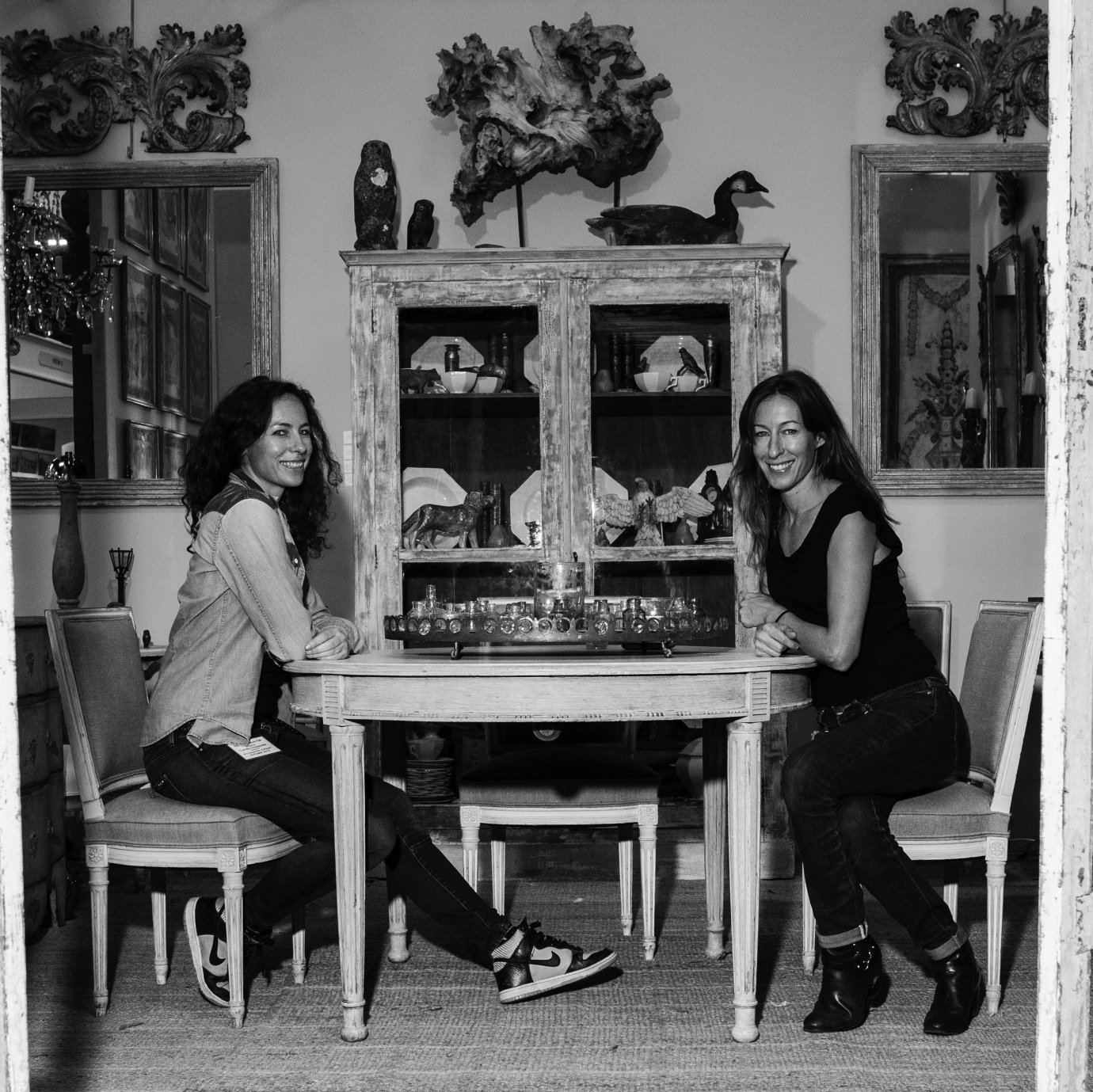 M. Charpentier has been selling antiques for over thirty years, specialising in

decorative furniture, mercury mirrors, garden ornaments and unique objects of