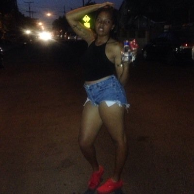 18. #College. #Employed. #NoKids. Follow Me On Instagram ” AmandaShoww”