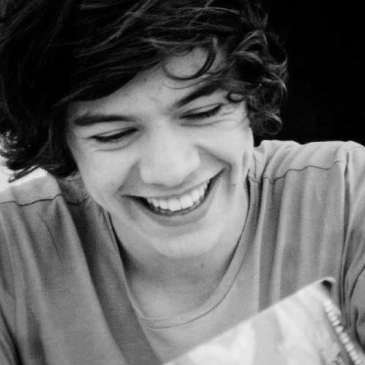 one_dxx3's profile picture. Please follow @1DShuffle bc she gave you this free follow xx