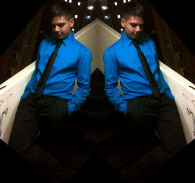 Eminem--2 chains--wiz khalifa-- manchester united till I die--invite me on bbm 263c1822