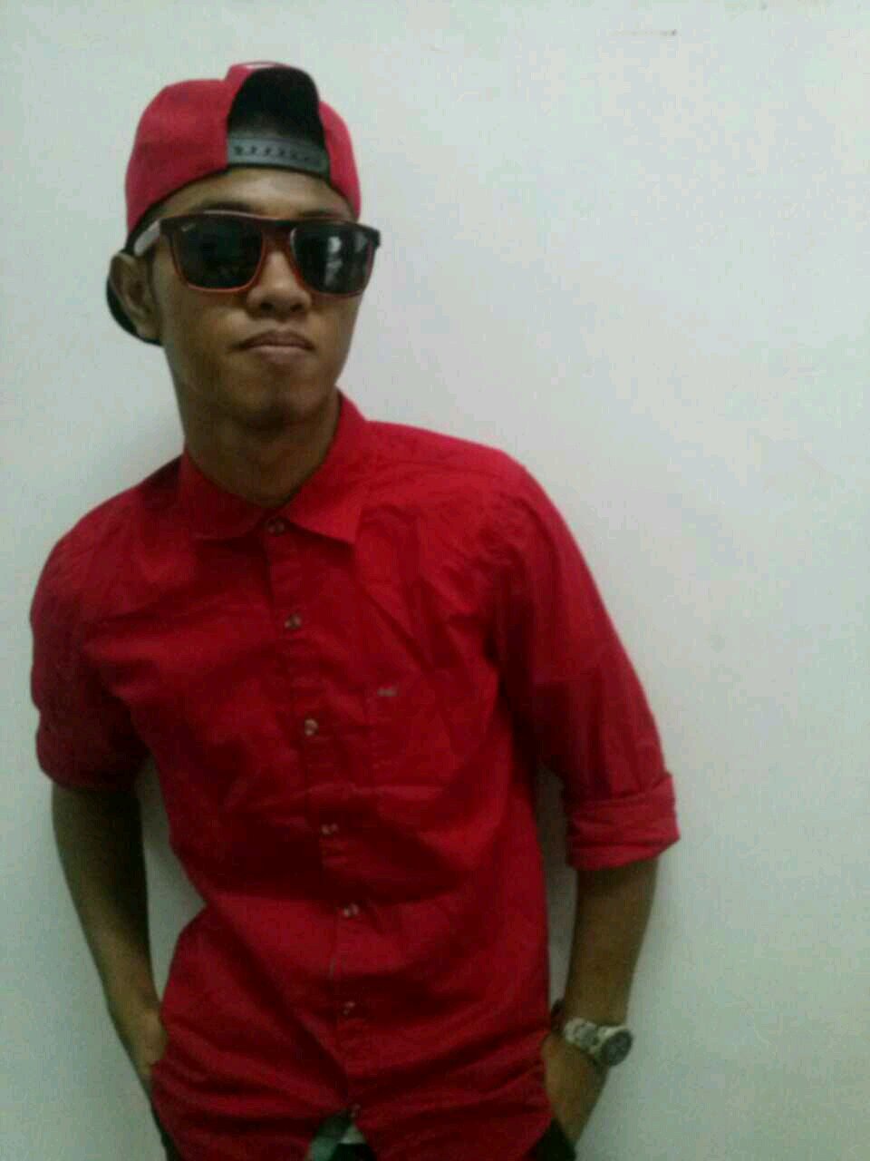 najhanrozali's profile picture. Menjadi Insan Yang Berguna Untuk Masa Hadapan