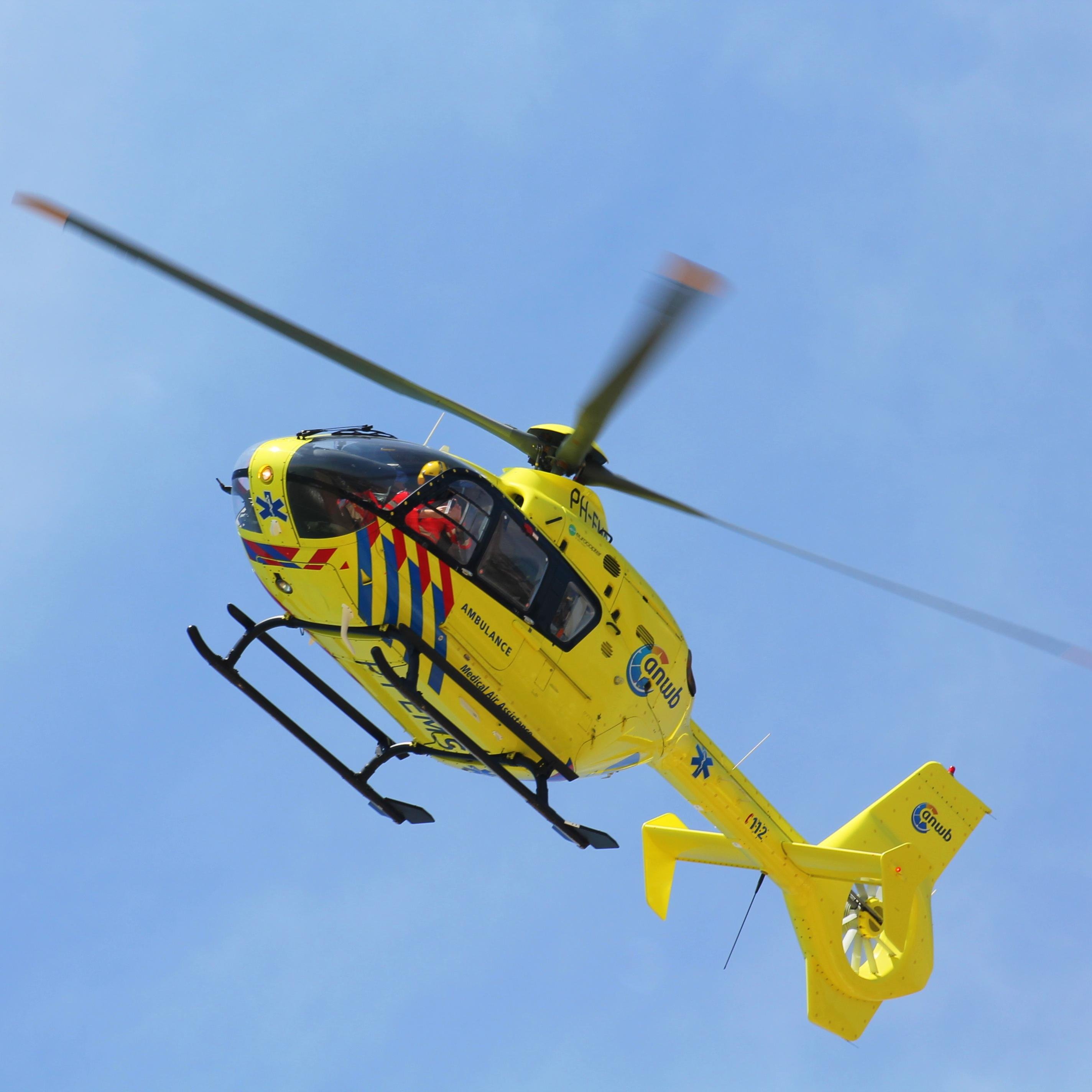 | Officieel Twitteraccount @LiveFlightTweet | U vindt hier informatie en vliegbewegingen van de trauma- en politiehelikopter in Nederland |