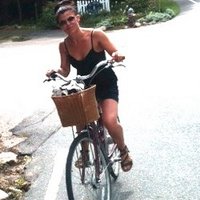 Emma Boyd (@t_loves_vintage) 's Twitter Profile