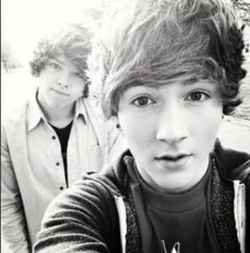 _Paul_Danny_'s profile picture. Dutch girl ♡ exclamation point ♡ 5 sos ♡ pizza ♡ love to make Internet friends ♡ ily x