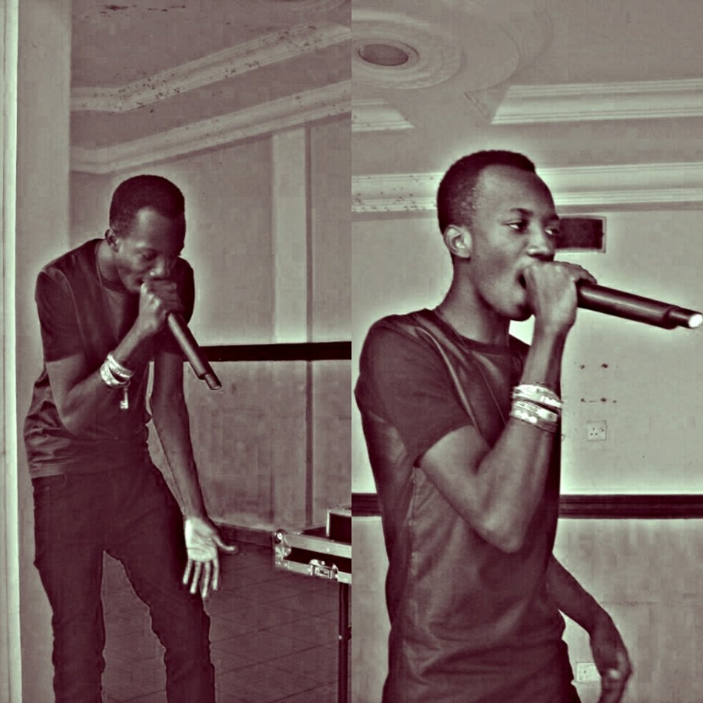 |Hip Pop/AfroPop Artist| For Booking or Features Contact BlackBillsvevo@gmail.com or Call +233241926409| http://t.co/wnxU2BSQDx FF @BlackBillsGh @BlackNationM