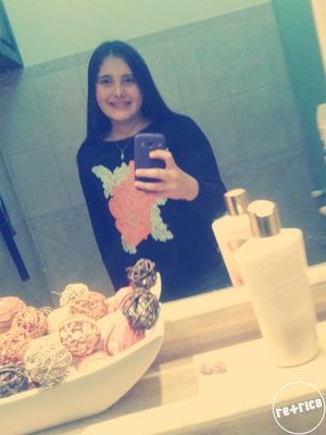 ferni_dela23's profile picture. 