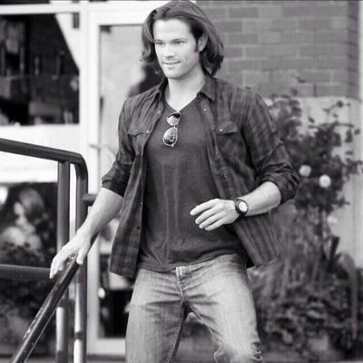 Hunter. Brother. Lover. Moose. |V1: Brother and lover to @KingWinchester_ |V2: Falling for @FuckOffMichael_ | [RP] [MU] [MV] [Bi]