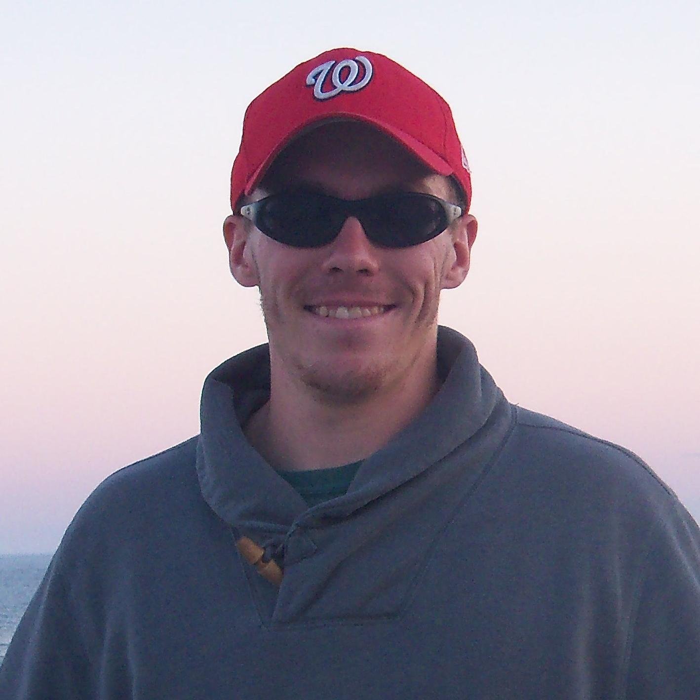 Assistant Track Coach at Shenandoah University, Writer, nature lover, Hyper-competitive, Sport Fanatic, CNU TFXC Alum #PalacesOutOfParagraphs