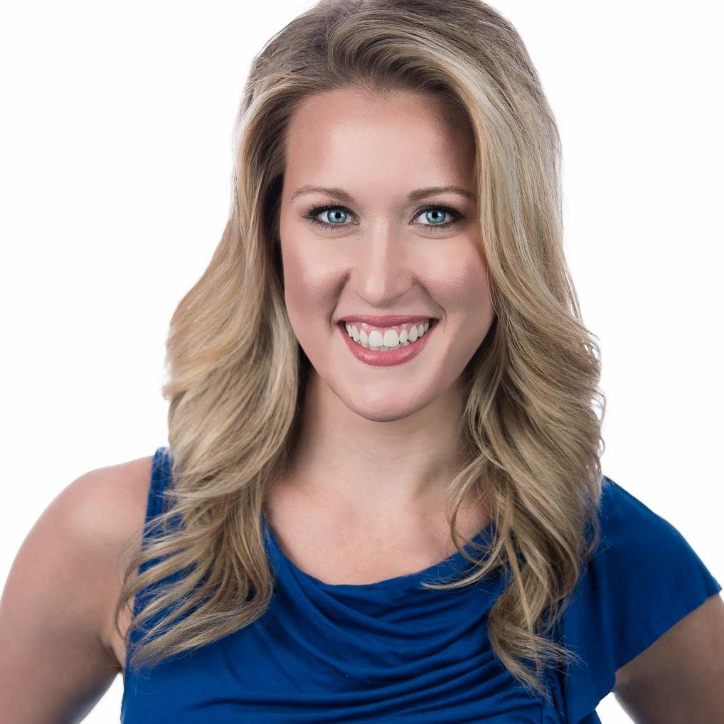 Lover. Healer. Yogi. Visionary.
Nutrition & microbiome enthusiast.
High-end health consultant.