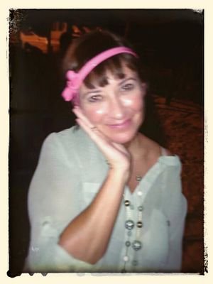 AndreaSearcey's profile picture. 