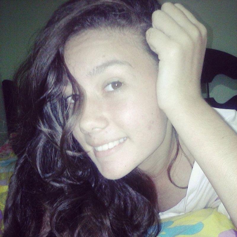Um dia vc vai acordar e não haverá mais tempo para fazer as coisas que sempre quis nem ter quem vc sempre amou...viva do seu jeito o resto é resto
