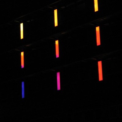 Licht- und Medientechnik mit gestalterischem Witz und technischer Finesse
