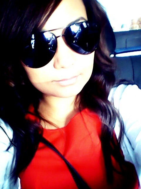 kuzyasav's profile picture. Я бы все отдала за тебя. Только жаль, ничего не осталось.