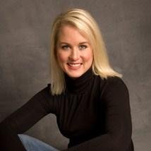 Principle designer, Sarah Dooley has provided interior design solutions to residential and small-scale commercial projects with ten years of experience.