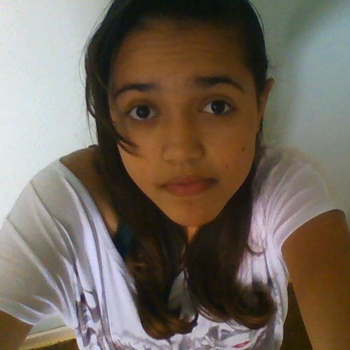 A gente passa a entender melhor a vida
Quando encontra o verdadeiro amor
Cada escolha, uma renúncia, isso é a vida
Estou lutando pra me recompor
 3 3