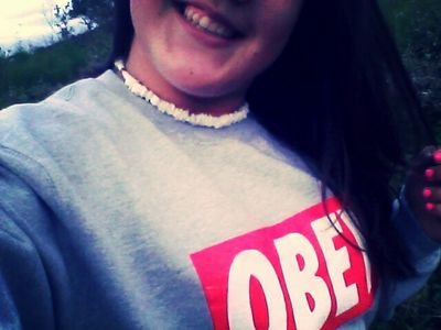 Nueva sudadera de obey :))