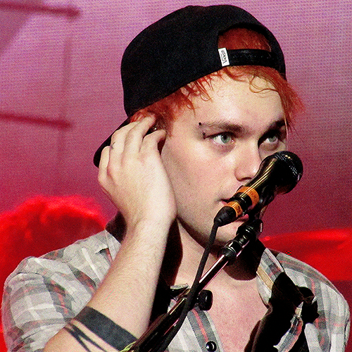 5sos_famillyy's profile picture. A fandom profile of @5SOS I will try to make them notice you after they follow me