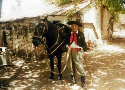 CarlaCuestas's profile picture. la ley