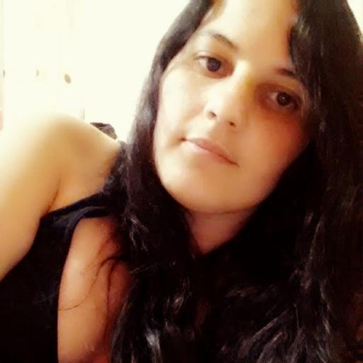 AlineVN's profile picture. 