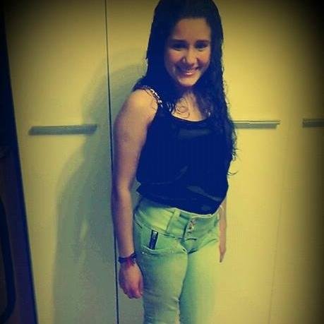 sou uma menina legal com quem è comigo
