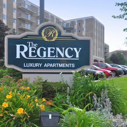 The Regency offers newly-renovated luxury apartments at an affordable price and in a great location. Call (440) 600-3655