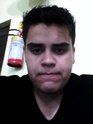 16 anos,Curto Fernandinho , Não so dono do MUNDO Mas só Filho do dono   , Alegre Sempre   ,   Segue Aii   Que Eu Sigo De Volta