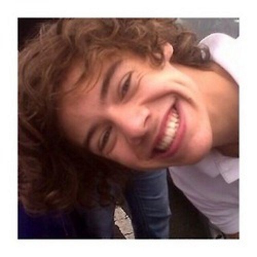hii please follow my main @62hes trying to reach my goal ily