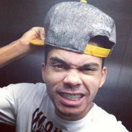 ზ Minha profissão é ser sua fã, meu trabalho é te apoiar, meu salário é ver seu sorriso e minha missão é sempre te amar @Mc_G7 !!             ~ OFICIALIZADO ~ ♡