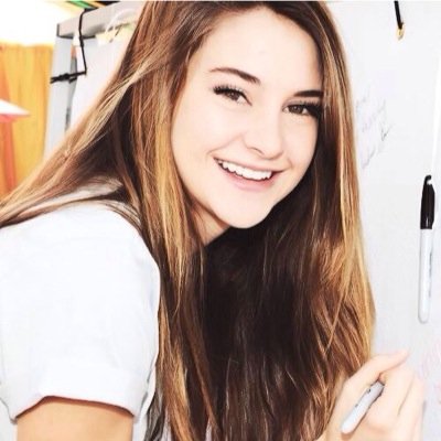 i'm Alisha. Daughter of Persephone #PJO