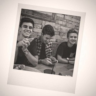 hey i took the time to follow you so go give @gilinskyok a follow ! shes gonna help people get Johnsons follow tonight ! thank you :)