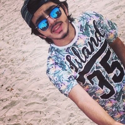 أحسن وحده بالعالم