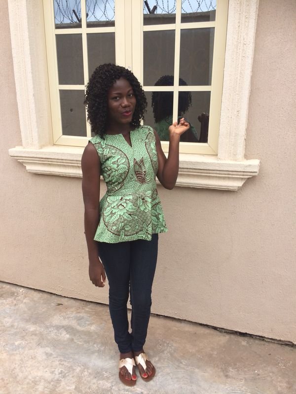 #TeamUI#TeamWOCOM#TeamJESUS.You wanna know me,just follow,:**winks*...i love my life too much