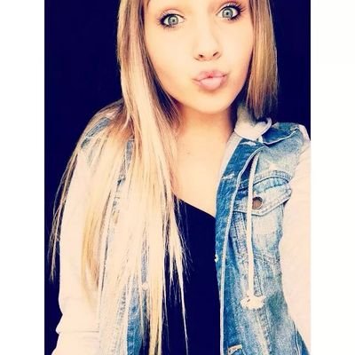 I'm M&M,well that's what my friends call me,my bestie is @alinaFvck,i'm 19 and i love gummybears,and I am inlove with @camerondallas he's my future bae!! :)