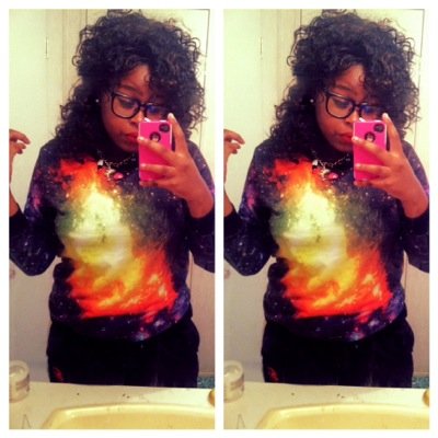 Lil'Redd AKA Skee Wee 
 Queen  Basketball Player.Im Just Me Shopping . Single .FaceBook: Te Quieroo .