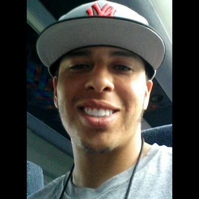22. CMU ⚾. snap chat : dgar_3 LB➡CO