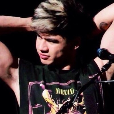 FOLLOW @crokeparkniali AND GET HER TO 32.8k (ASK FOR A FB)