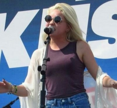 Aquí encontraras fotos, información y noticias sobre la cantante Beatrice Miller en Español. If you speak English follow us here @FactsBeaMiller