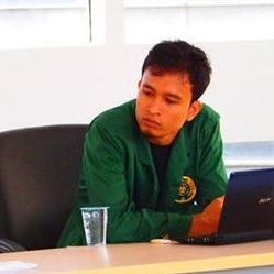Jika aku terhenti seketika, ingatkan aku untuk terus berjalan. karena aku masih yakin dengan jalan yang kita Pilih