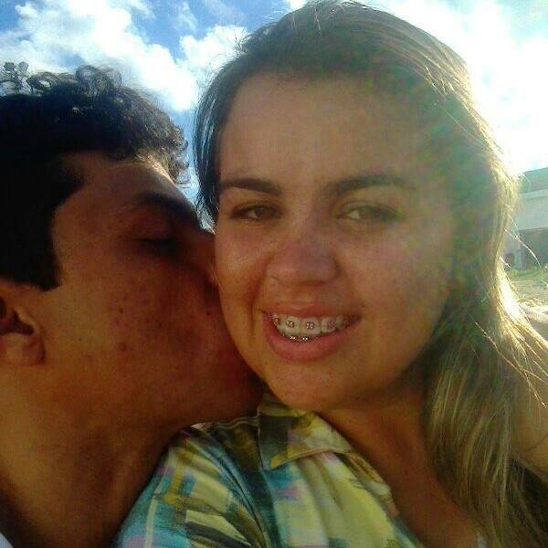 Que toda minha loucura seja perdoada,porque metade de mim é AMOR ... E a outra metade também ...AllanDayvson