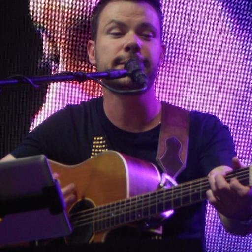 (Fãclube  FamíliaTrebien) apaixonados pelo trabalho de @gustavotrebien  o melhor músico do País.