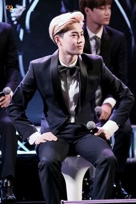 ผมเป็นคนหล่อครับ (?) ผมเป็นคนน่ารักครับ (?)