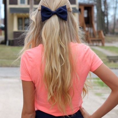 Lover of bows, pearls, curls, and of course preppy boys
