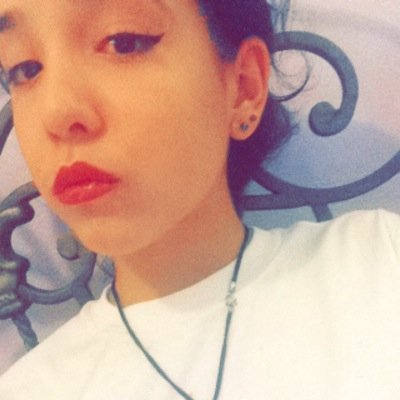 I'm kinada Viner follow me on Vine Victoria Rodriguezz
